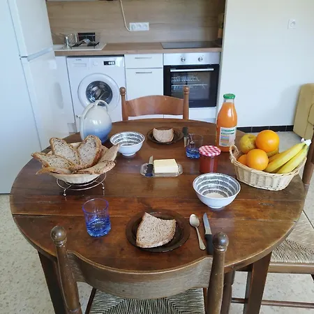 Saint Saturnin Apartment *
